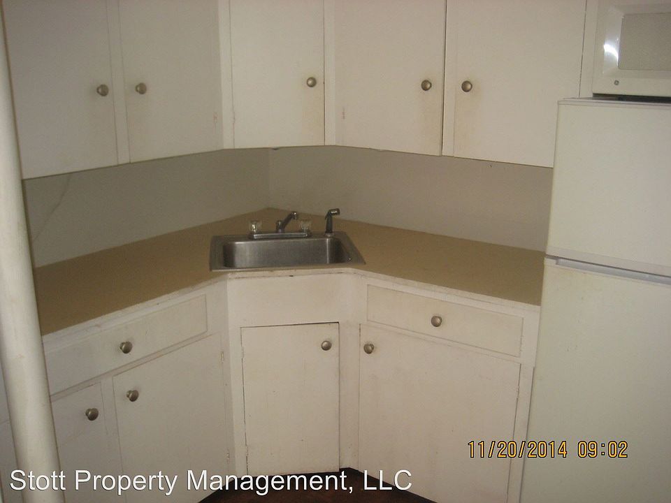 2nd image of 2005 Mauna Pl