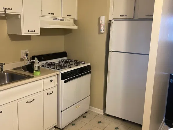 (undisclosed Address), Rocky River, OH 44116