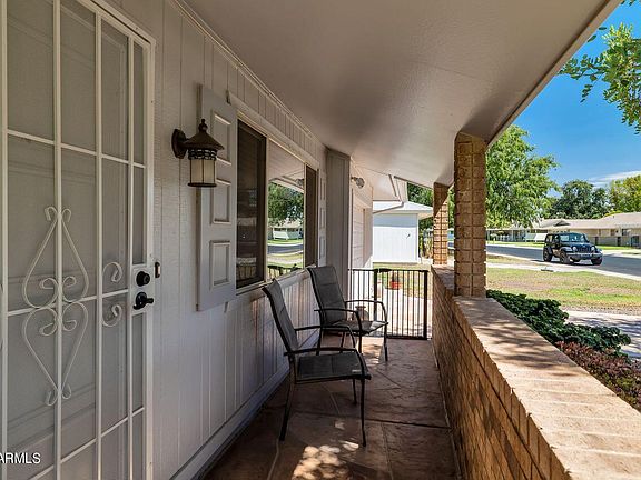 3rd image of 10107 W KINGSWOOD Circle