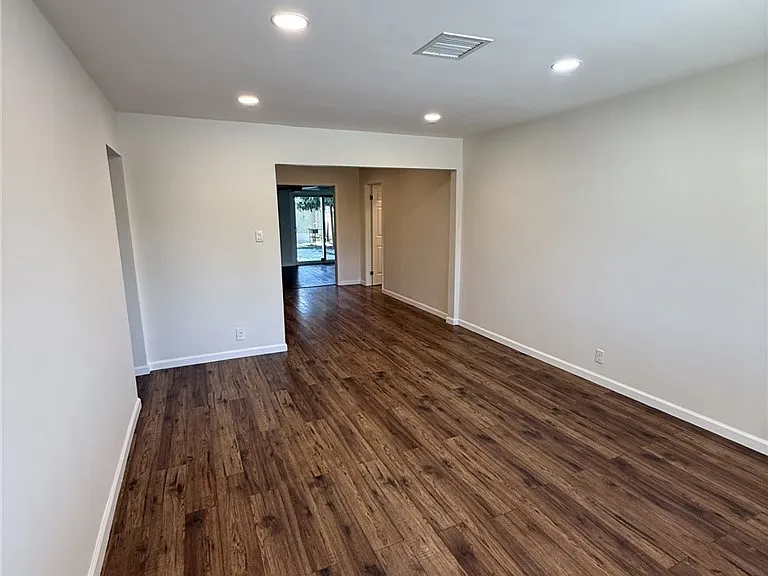 13612 Carfax Ave — Photo 9
