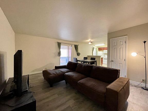 4th image of 5200 Indian River Dr Unit 300