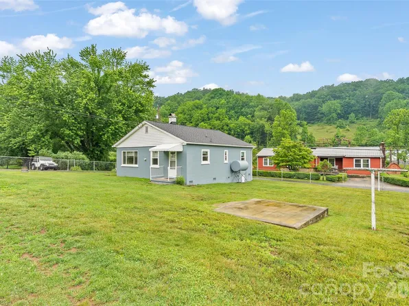 34 Stephens Rd, Waynesville, NC 28786