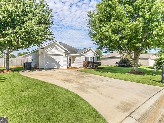 4th image of 207 Ellington Ct