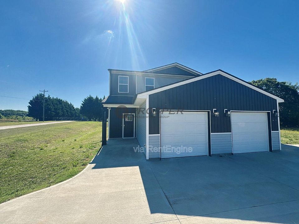 1st image of 4056 Parris Bridge Rd