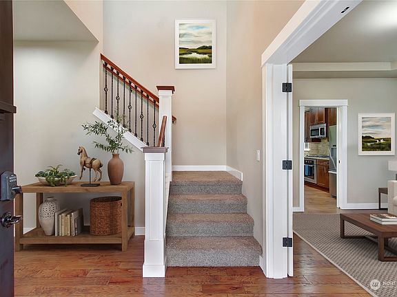 4th image of 9627 146th Avenue NE
