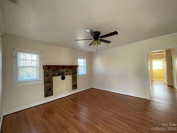 4th image of 707 Eldorado St