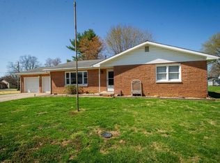 10 S Dunn St, Dale, IN 47523