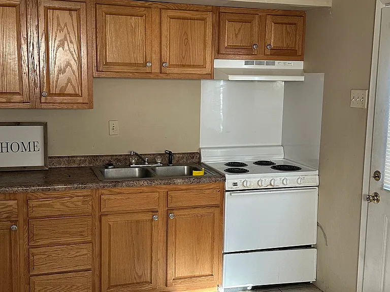 1101 Kern St #1101.5 — Photo 2