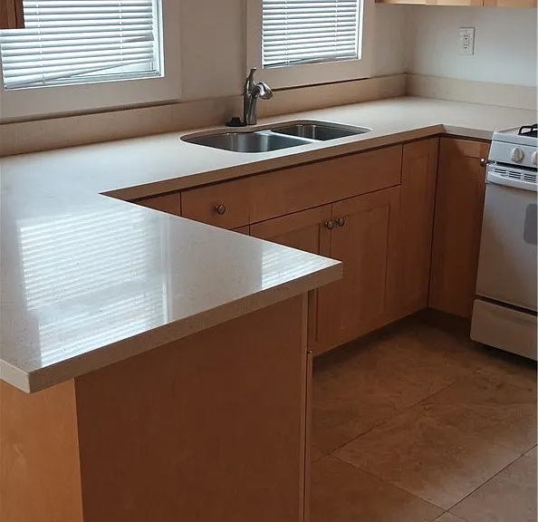1511 E Ocean Blvd — Photo 8