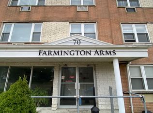 70 Farmington Ave UNIT 4V, New London, CT 06320