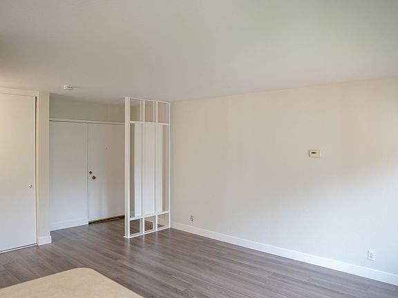 3rd image of 1439 Floribunda Ave #13