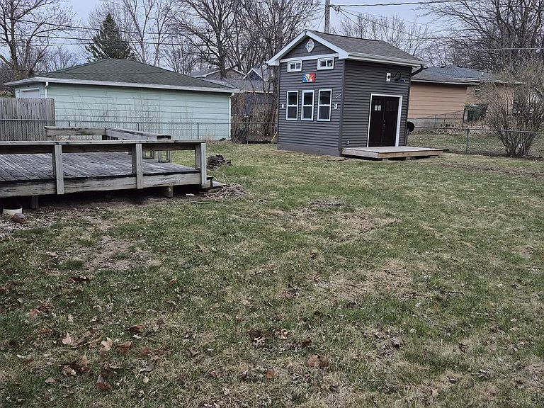 Backyard/shed