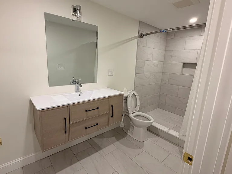 12 Rowena St #3 — Photo 4