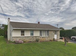 41 Hatville Rd, Gordonville, PA 17529
