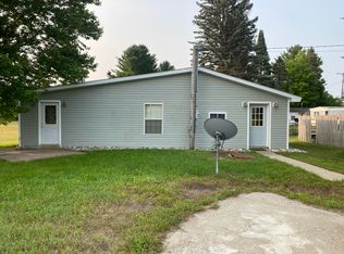 11128 Pine St, Reed City, MI 49677