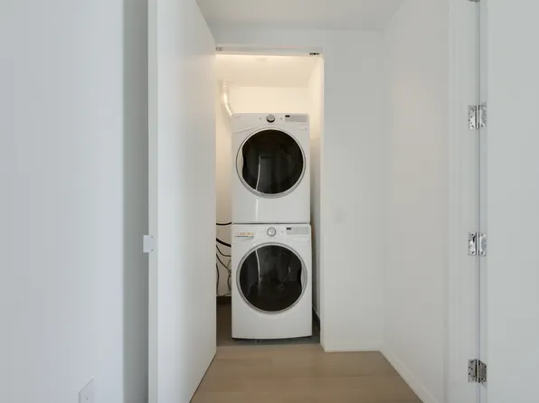 50 West Street image 14 of 27