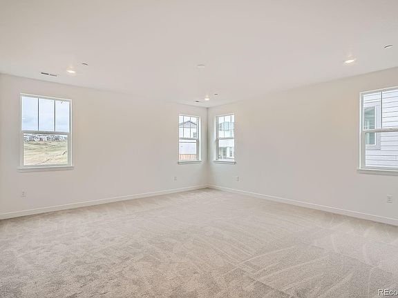 5th image of 641 Sunrise Street