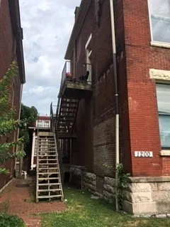1200 So 6th St — Photo 1
