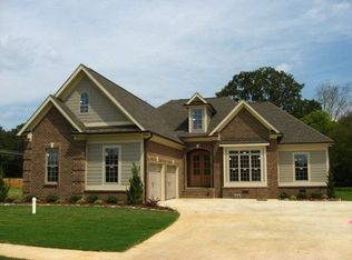 25441 Queensbury Dr, Athens, AL 35613