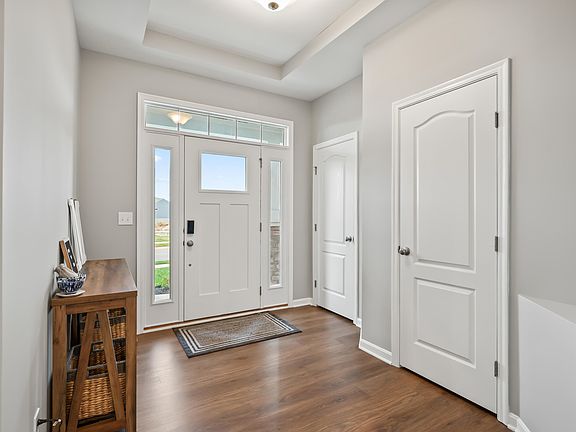 4th image of 2690 White Pine Dr