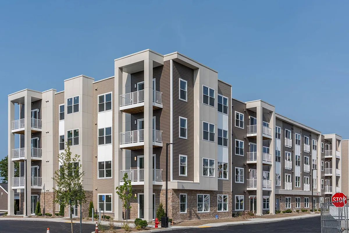 Building Photo - Slade Farm Residences