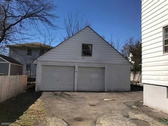 2nd image of 63 Union Ave