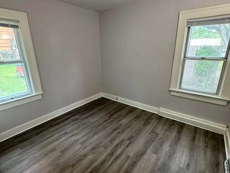 2203 Rehm Dr — Photo 4
