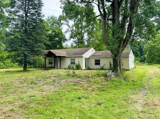 7889 Chilson Rd, Pinckney, MI 48169