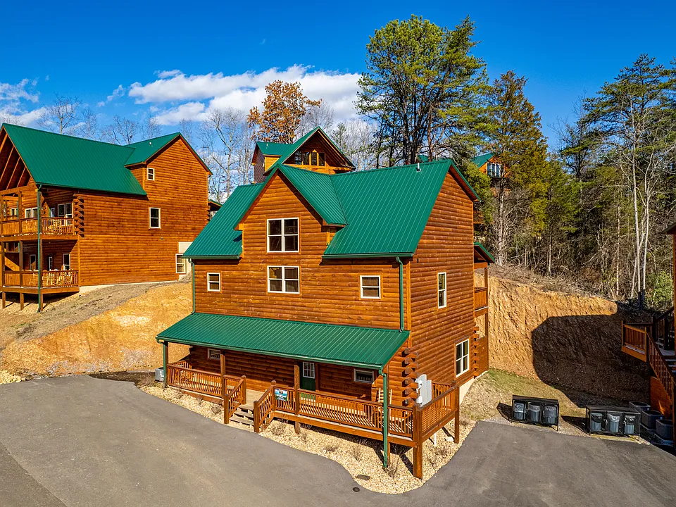 2932 Fiddlers Creek Way