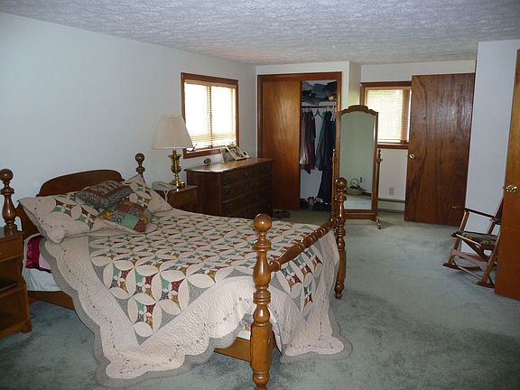 14 x 24 master bedroom with bath