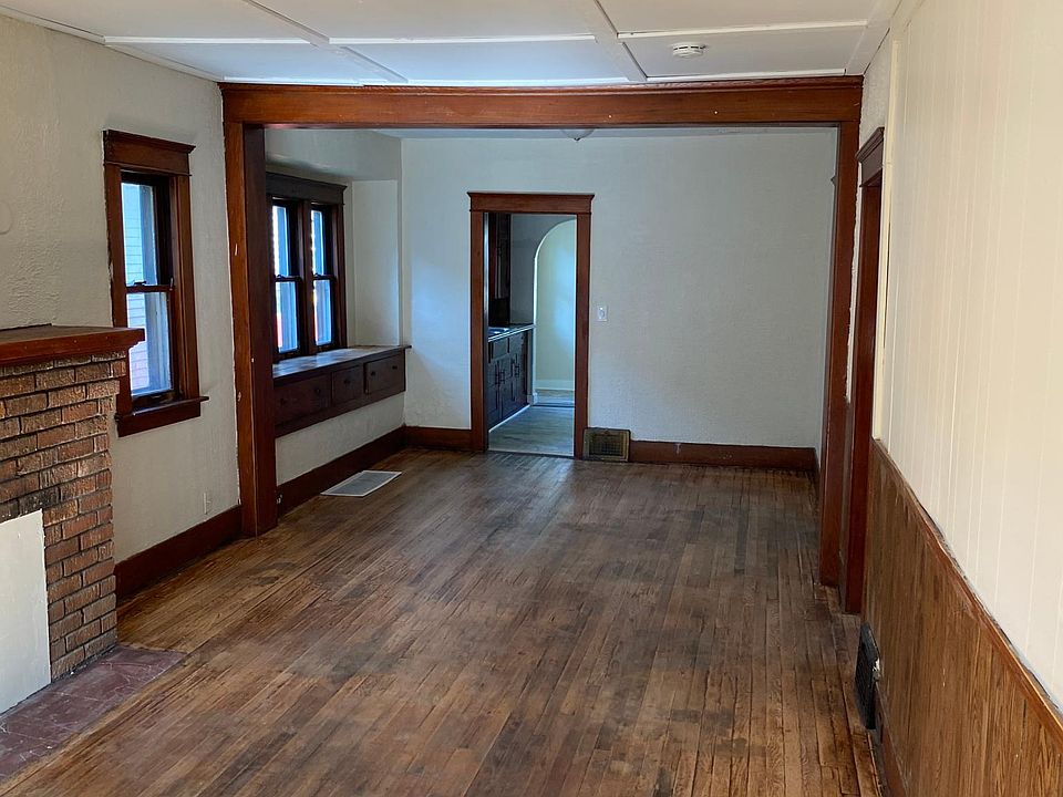 1st image of 505 S Clemens Ave