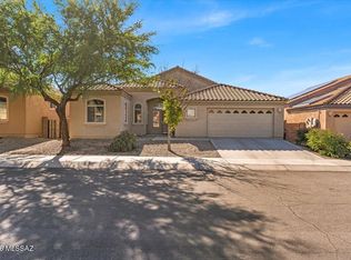7802 E Treetop Rd, Tucson, AZ 85756