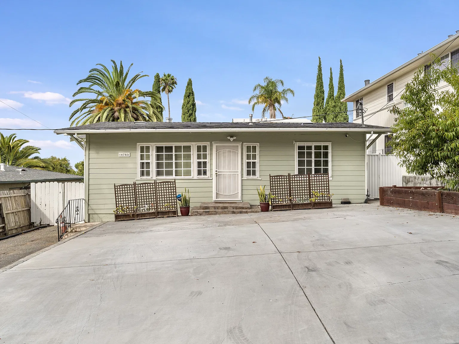 14785 Van Avenue - For Rent — Photo 2
