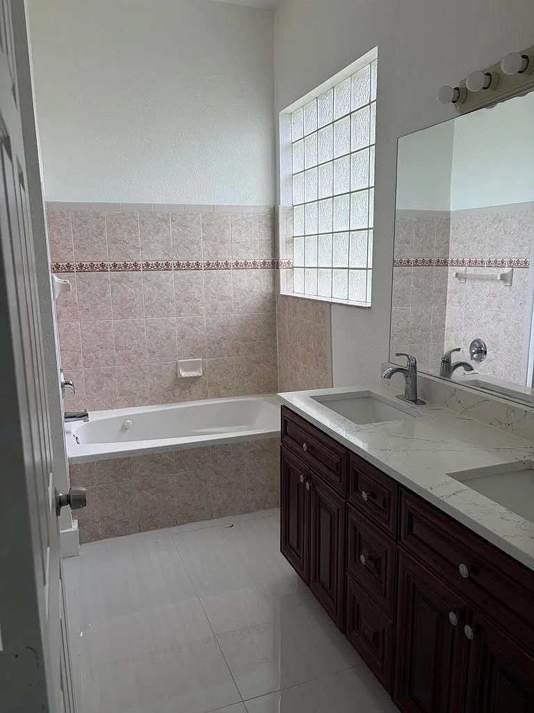 3 bed, 1731 sqft, $3,500 — Photo 2
