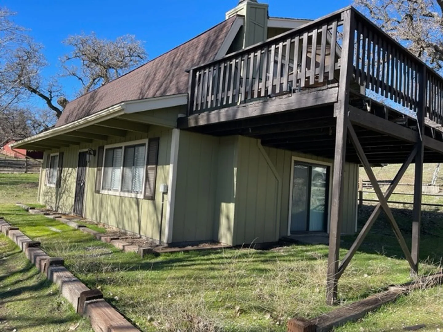 2 Bedroom 2 Bath+ Loft - 1 Acre - Unfurnished Or Furnished — Photo 3