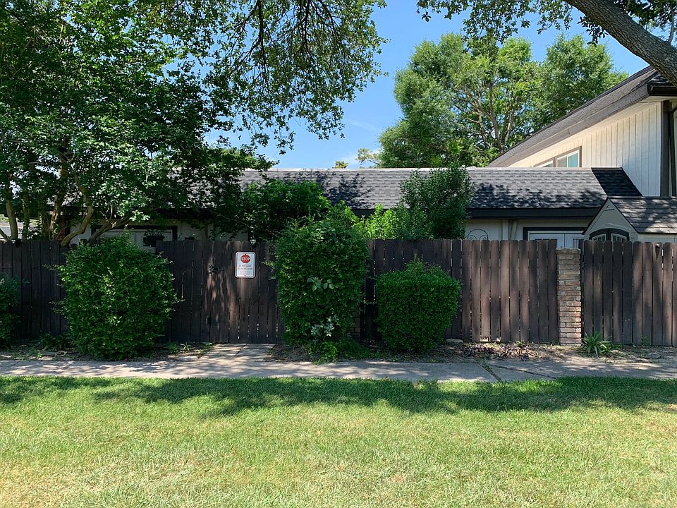 1st image of 12007 Greenwood Forest Dr #A