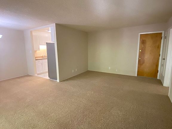 2nd image of 1440 Hudson St APT 5