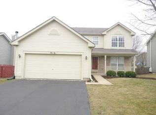916 Lowell Ln, Naperville, IL