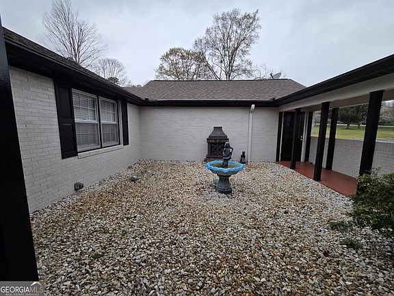 2nd image of 1012 Highway 332