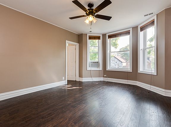 3rd image of 1646 S Komensky Ave
