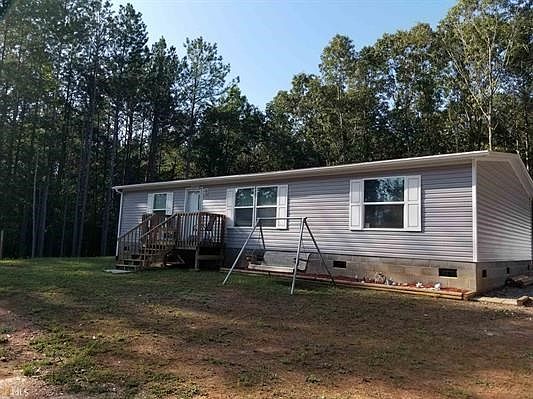 2nd image of 54 Hart Rd