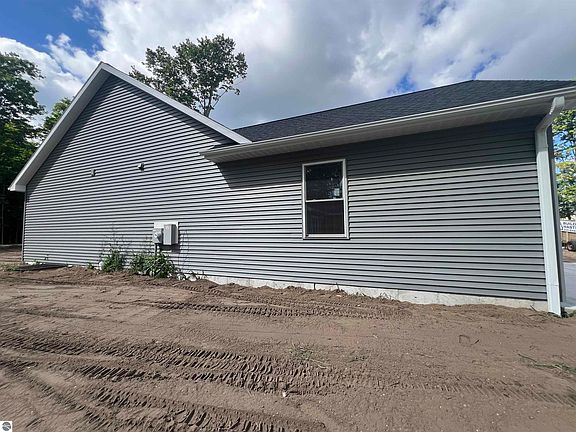 2nd image of 5669 Chokeberry Ln