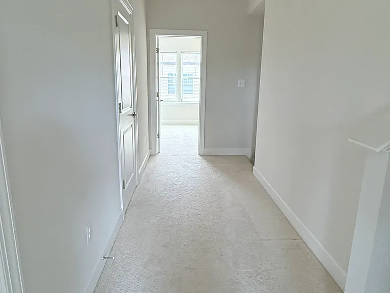 3511 Carnaby St — Photo 16