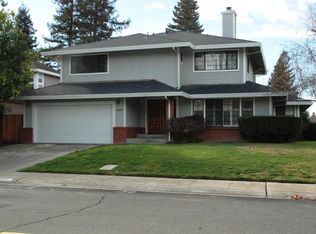 5685 Delcliff Cir, Sacramento, CA 95822