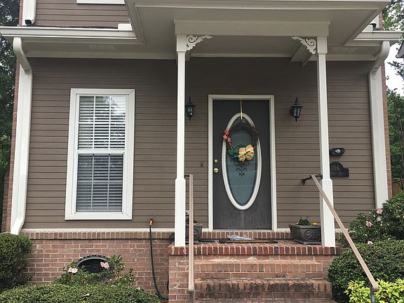 2nd image of 1756 Jefferson Ave APT 106