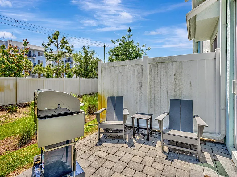 345 SE Angler Dr — Photo 41
