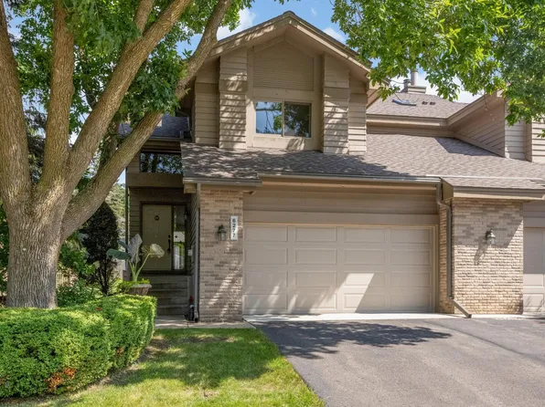 6277 Sequoia Cir, Eden Prairie, MN 55346