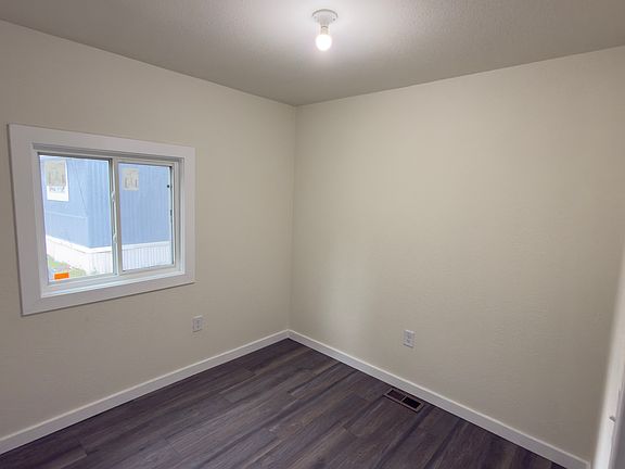 5th image of 4104 E Hayes Pl