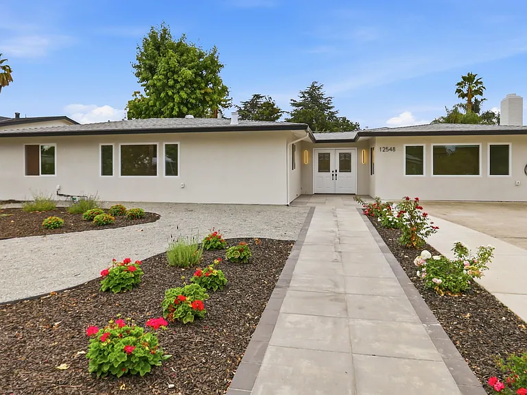12548 Paseo Flores — Photo 1