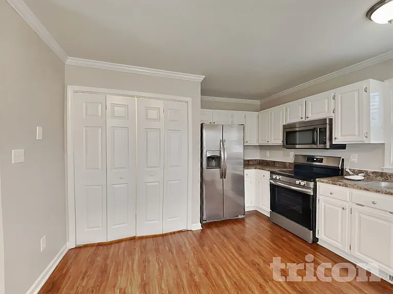 1004 Girder Ct — Photo 6